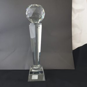 TROPHY GLASS CRYSTAL BALL TOP 27CM