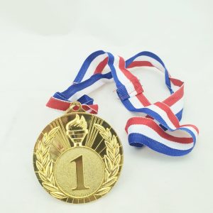 MEDAL METAL 1ST GOLD 6.5CM DIAMETER