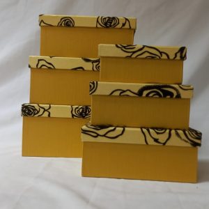 GIFTBOX GOLD/BK R/DESIGN 6PCS 24.5X18X11