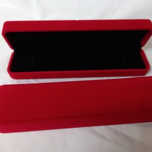 BOX BRACELET VELVET RED 21.5X5X3.2.5CM
